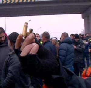 lajme-plumb_795340734