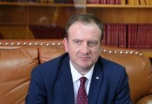 Taravari i dedikon shpenzimet e veta për familjet në nevojë