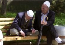 Maqedonia ndan nga 100 euro për pensionistët