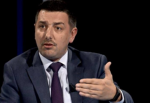 Valon Syla nervozohet: “Njësia Speciale veç ka nejt edhe ka hangër pashteta”
