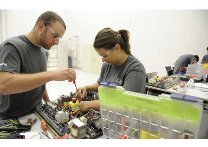 63E9968C-60B6-4301-BE9E-508E21E1A694