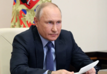 Putin shpall javën e mospunës për të frenuar koronavirusin