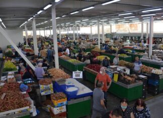 Rriten çmimet në treg, bie puna e shitësve në Bit Pazar