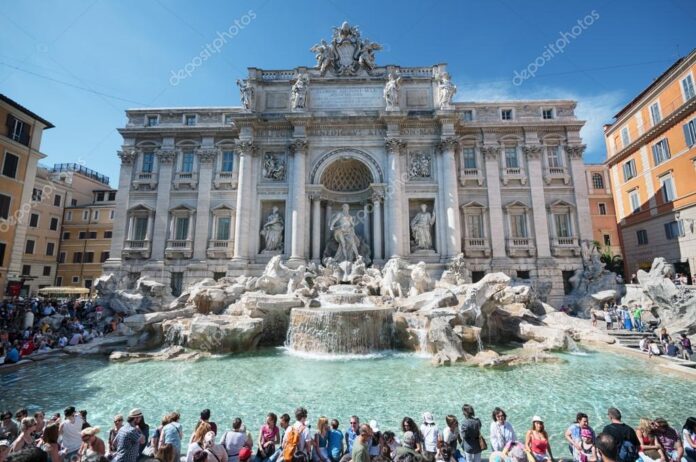 depositphotos_54107691-stock-photo-trevi-fountain-roma-italy-696x462