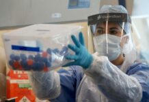 Doktoresha që zbuloi Omicronin shpjegon simptomat e variantit të ri