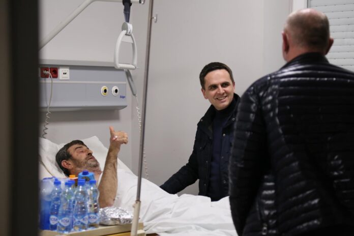 6CC8A68C-77EC-495D-AD5B-43424EC12F0D