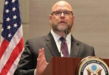 Kush është Jeff Hovenier, ambasadori i ri amerikan në Kosovë