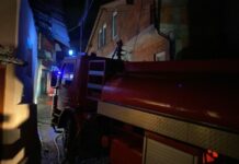 Tre shtëpi përfshihen nga flakët në Tetovë