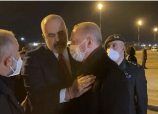Rama e përcjell presidentin turk me një përqafim, çfarë i tha Erdogan