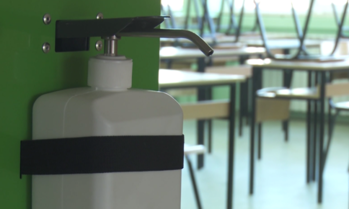 screenshot-64-696x418