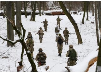 Ushtari ukrainas qëllon për vd ekje 5 rojtarët e fabrikës ushtarake