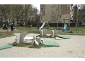 Kush po i demolon parqet rekreative në Çair?