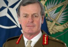 Ish komandanti i NATO-s ngre alarmin: Perëndimi duhet të përgatitet për luftë
