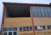 Era e madhe dëmton sallën e sporteve në fshatin Zherovjan (FOTO)