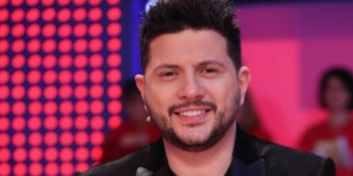 -800-0-5fb598fa1ff9d